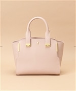 ピンクベージュ