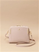 ピンクベージュ