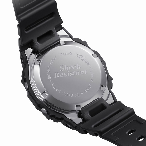 【G-SHOCK】初代G-SHOCK復刻モデル DW-5000R-1AJF クォーツ メンズ