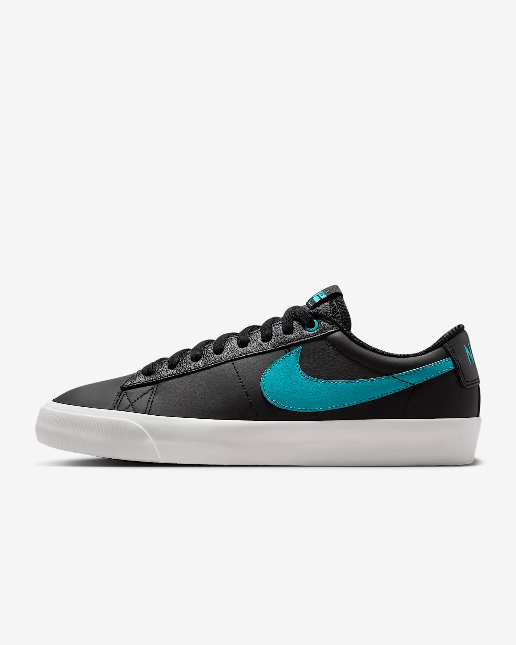 NEW】 NIKE SB ナイキエスビー ZOOM SB BLAZER LOW PRO GT