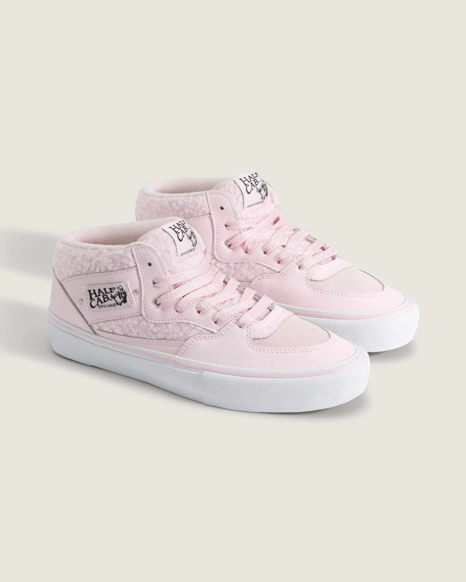 VANS SKATE HALF CAB PINK/WHITE VN0A5FCDY3K バンズ スケート ハーフキャブ 24.0cm スニーカー レディース シューズ スケボー スケートボード 0198266502847 【送料無料 北海道/沖縄/離島を除く】 PINK/WHITE 24.0cm