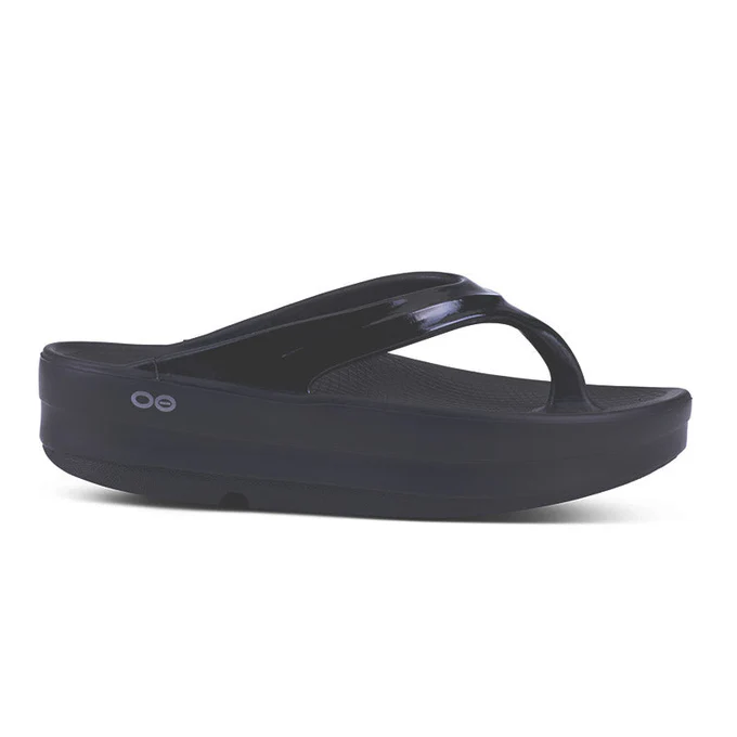 OOFOS ウーフォス OOmega ウーメガ 2000440050211 レディース シューズ サンダル リカバリーサンダル KK D18  23.0cm～25.0㎝  5000000002856【送料無料 北海道/沖縄/離島】 50 BLACK 23.0cm