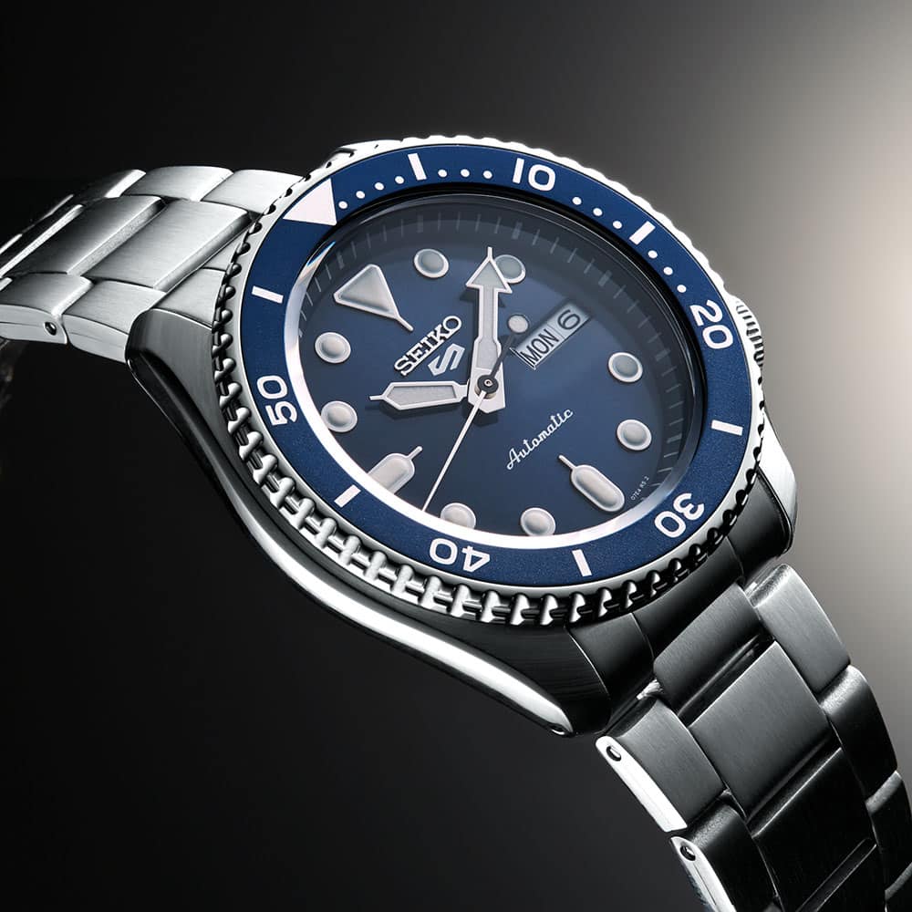 セイコー SEIKO 5スポーツ SKX series SBSA001 自動巻（手巻つき） BLUE 4954628452740 腕時計 国内正規品   【送料無料 北海道/沖縄/離島除く】 FREE
