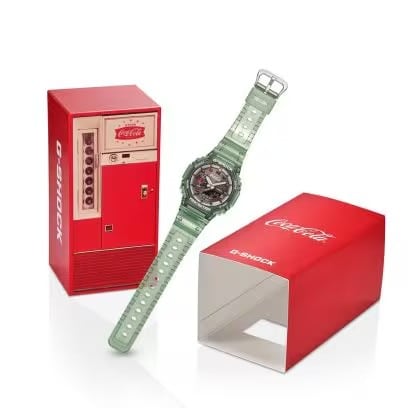 G-SHOCK コカコーラコラボGA-2100CC-3AJR タグ付き　最安値 再入荷】カシオ ジーショック CASIO G-SHOCK GSHOCK Coca-Cola