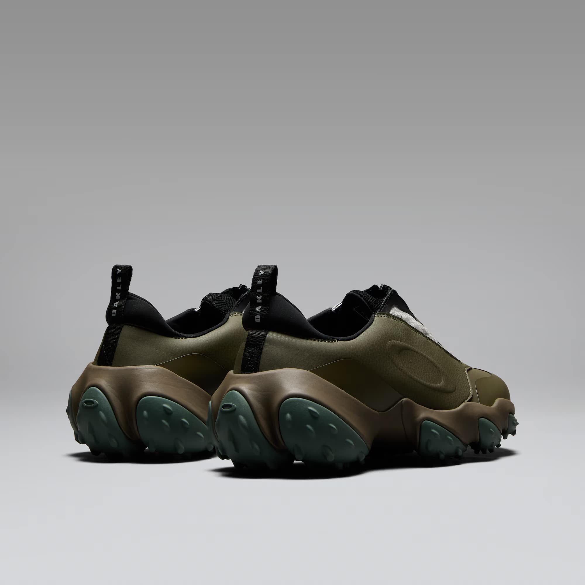 【オークリー】 Oakley Edge deep olive FOF100681-7DI 26.0cm～28.0cm 8051731133187 メンズ スニーカー 【送料無料 北海道/沖縄/離島を除く】 deep olive 26.0cm