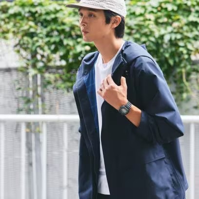 カシオ CASIO G-SHOCK GSHOCK ジーショック DIGITAL  5600Series DW-5600UE-1JF  耐衝撃構造 （ショックレジスト） 20気圧防水  腕時計 国内正規品 【送料無料 北海道/沖縄/離島除く】 1JF FREE