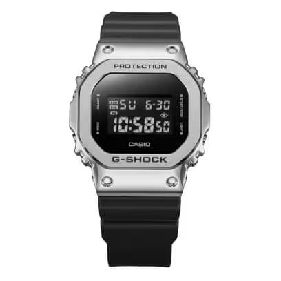 CASIO G-SHOCK GSHOCK ジーショック DIGITAL 5600SERIES  GM-5600U-1JF 耐衝撃構造（ショックレジスト） 20気圧防水 国内正規品 【送料無料 北海道/沖縄/離島除く】 1JF