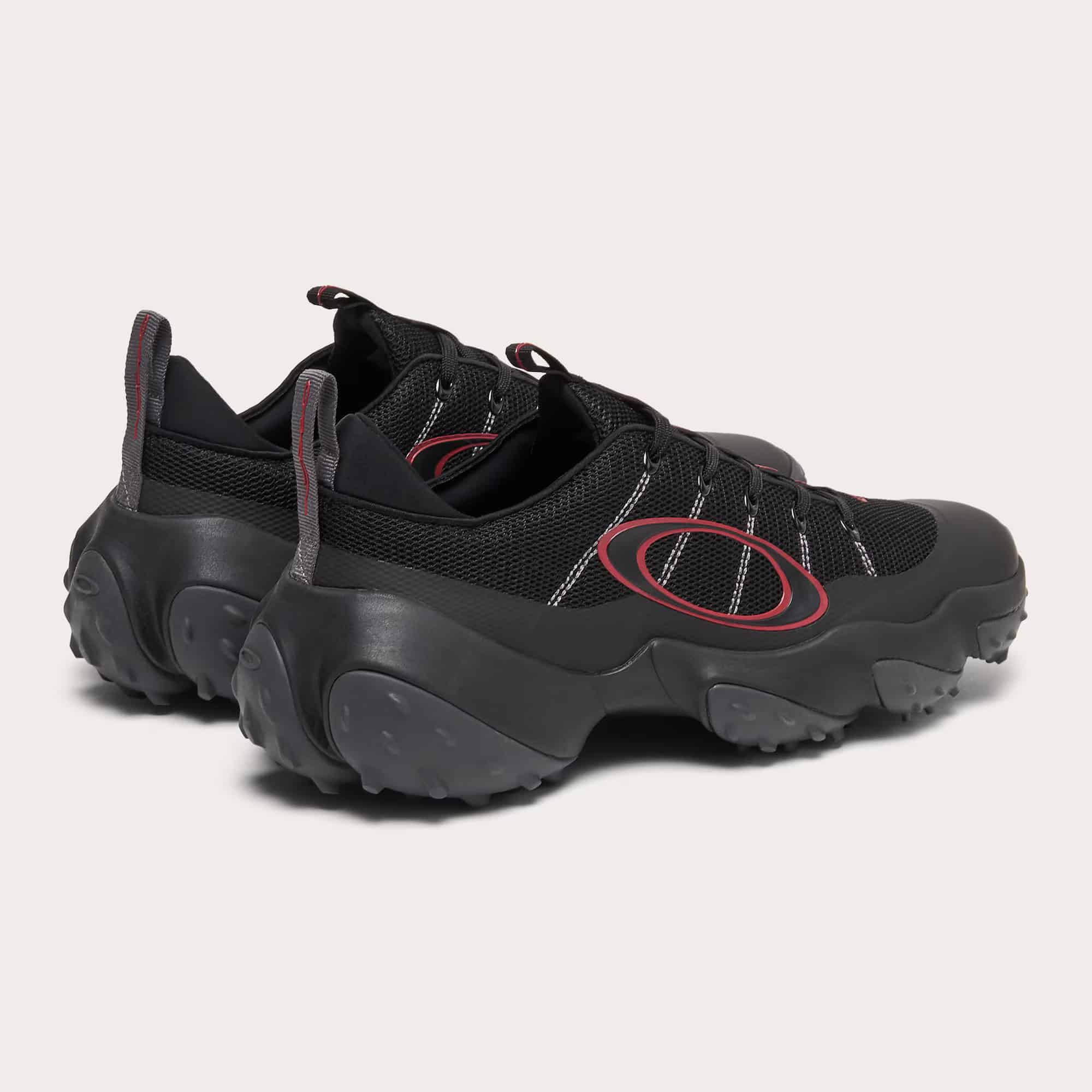 【人気アイテム】OAKLEY Edge Flex blackout オークリー エッジ フレックス 26.0cm～28.0cm メンズ ゴルフ スニーカー シューズ 8056153258463 【送料無料 北海道/沖縄/離島を除く】 blackout 26.0cm