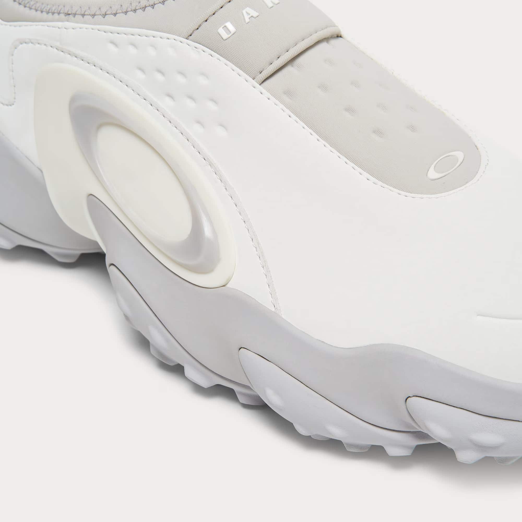 【人気アイテム】OAKLEY Edge Icon WHITE オークリー エッジアイコン 26.0cm メンズ ゴルフ スニーカー シューズ 8056153444583 【送料無料 北海道/沖縄/離島を除く】 WHITE 26.0cm