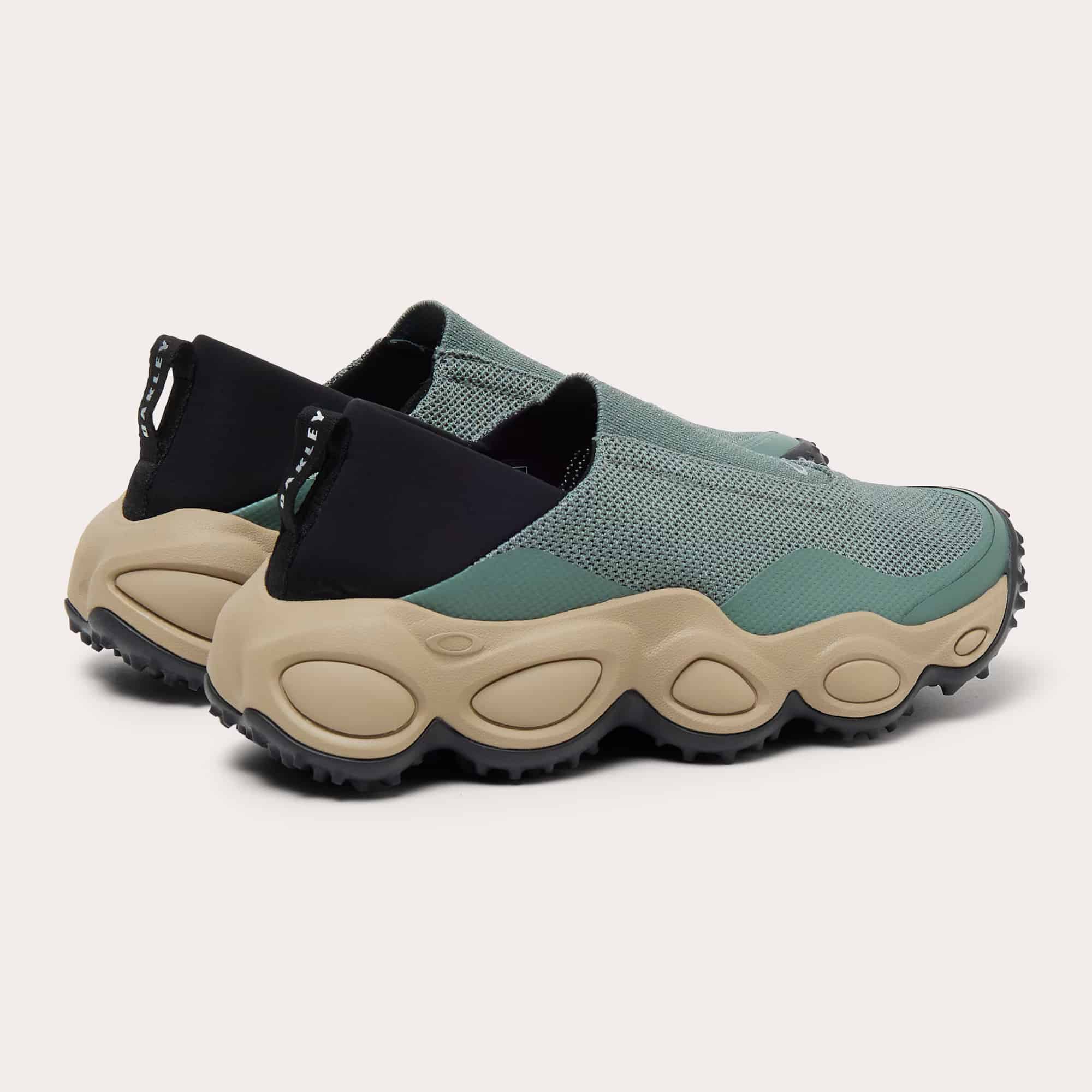 【NEW】OAKLEY Eon Shift aviator green オークリー イオンシフト FOF100704-74O 26.0cm～28.0cm メンズ  スニーカー シューズ サンダル 8056153912631【送料無料 北海道/沖縄/離島を除く】 aviator green 26.0cm