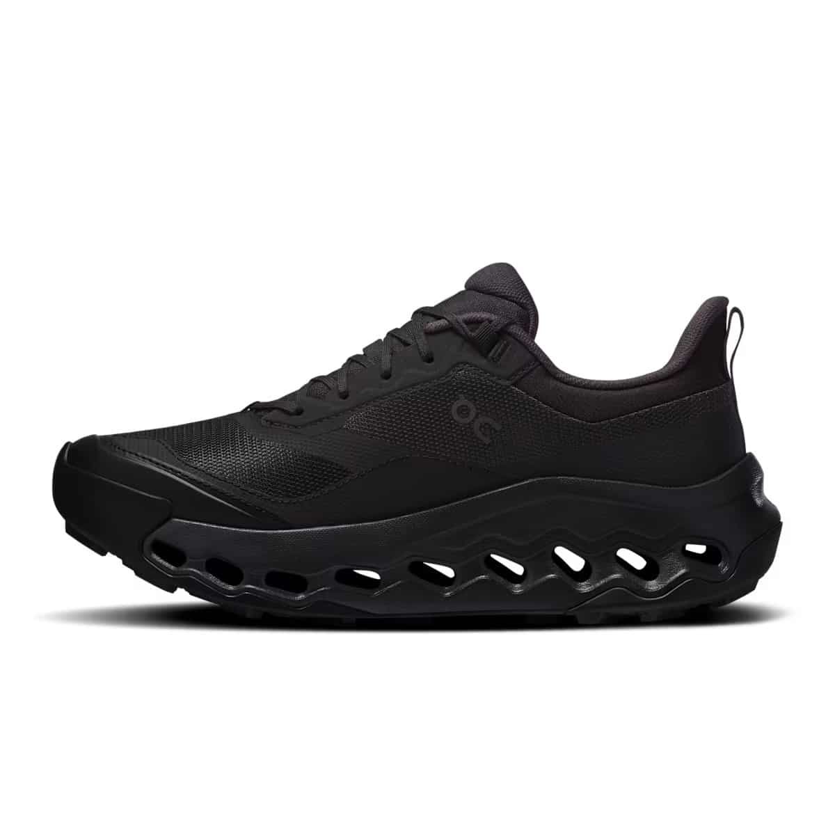 On オン  Cloudhorizon 2 Waterproof Black/Black 厚底 23.5cm  スニーカー レディース トレイルラン 厚底 7615537623542【送料無料 北海道/沖縄/離島を除く】 Black/Black 23.5cm