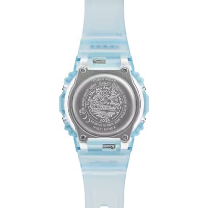 「Love The Sea And The Earth」シンボルマークを刻印した裏蓋