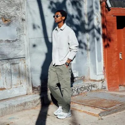 カシオ CASIO G-SHOCK GSHOCK ジーショック DIGITAL GD-010 SERIES GD-010-1A1JF 20気圧防水 耐衝撃構造（ショックレジスト） 10年バッテリーBig caseシリーズ 大型液晶 腕時計 国内正規品 【送料無料 北海道/沖縄/離島を除く】 1A1JF FREE