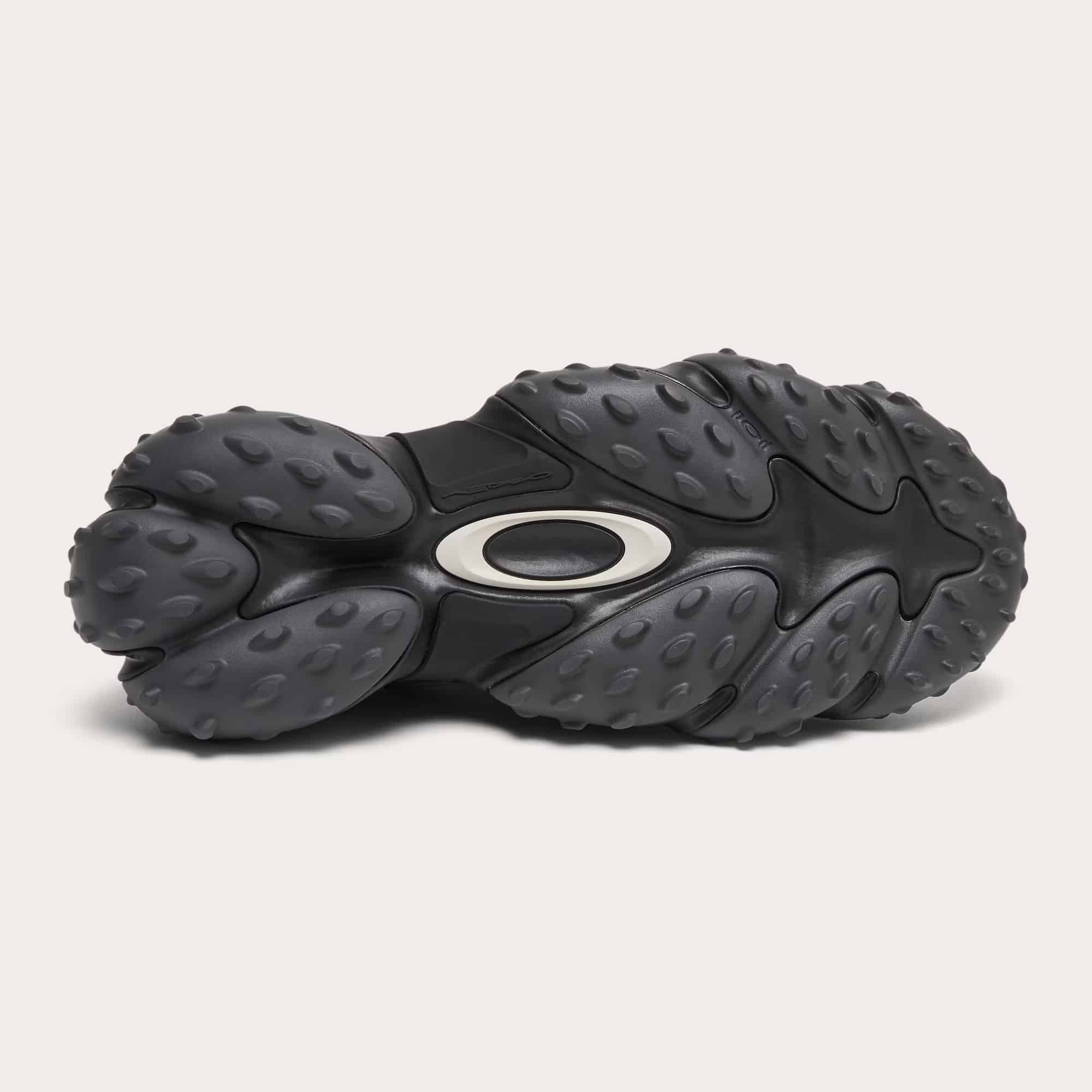 【注目アイテム】OAKLEY Edge Icon blackout オークリー エッジ アイコン26.0cm～28.0cm メンズ ゴルフ スニーカー シューズ 8056153258821 【送料無料 北海道/沖縄/離島を除く】 blackout 26.0cm