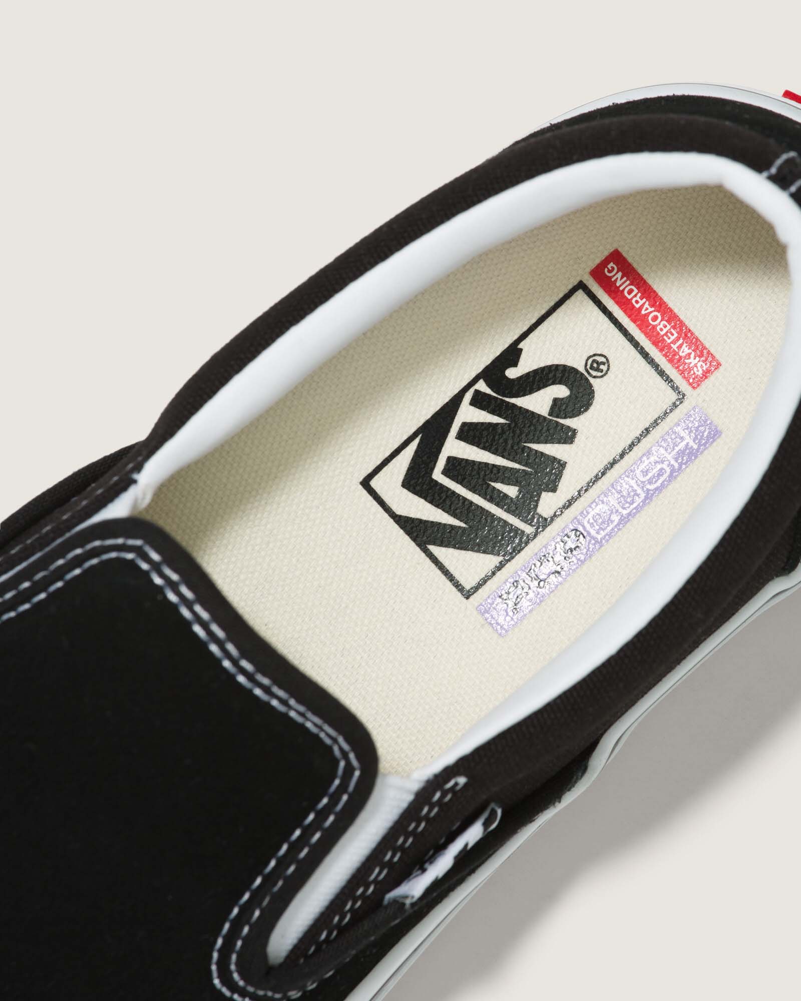 バンズ VANS SKATE SLIP-ON BLACK/WHITE VN0A5FCAY28 スケート スリップオン 23.0cm～28.5㎝ スニーカー メンズ シューズ 0194905580689 【北海道/沖縄/離島 着払い】 BLACK/WHITE 23.0cm