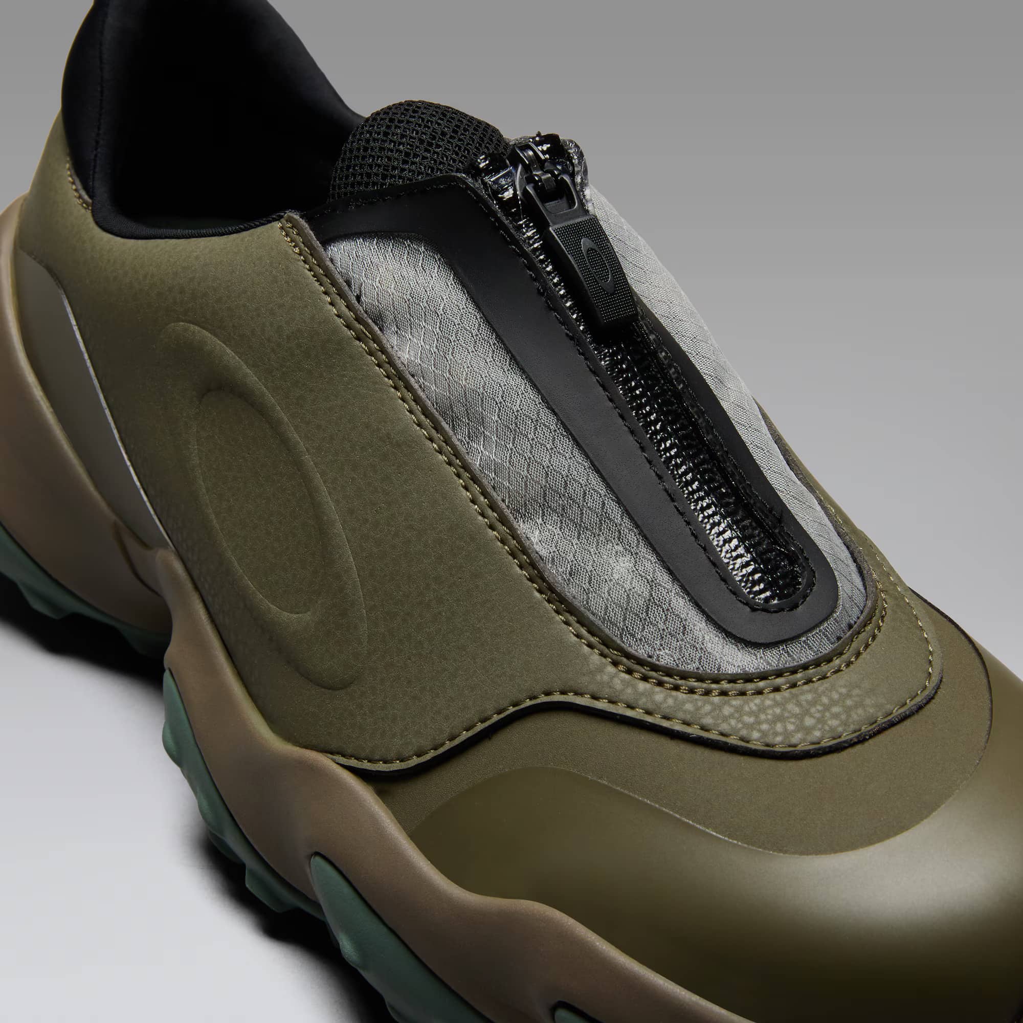 【オークリー】 Oakley Edge deep olive FOF100681-7DI 26.0cm～28.0cm 8051731133187 メンズ スニーカー 【送料無料 北海道/沖縄/離島を除く】 deep olive 26.0cm