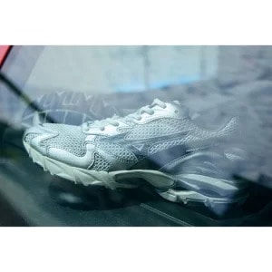 ミズノ MIZUNO WAVE RIDER 10 06:ホワイト×チャコール×シルバー 23.0cm～25.0㎝  D1GA261D06 4582767791347 レディース スニーカー スポーツスタイル  【送料無料 北海道/沖縄/離島を除く】 06:ホワイト×チャコール×シルバー 23.0cm