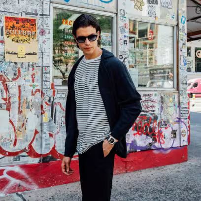 CASIO G-SHOCK GSHOCK ジーショック DIGITAL 5600SERIES  GM-5600U-1JF 耐衝撃構造（ショックレジスト） 20気圧防水 国内正規品 【送料無料 北海道/沖縄/離島除く】 1JF