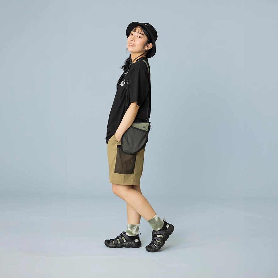 KEEN HYPERPORT H2 キ－ン ハイパーポート エイチツー Black/Steel Grey 24.0cm 1028657 スニーカー レディース 0195208354731 【送料無料 北海道/沖縄/離島を除く】 Black/Steel Grey 24.0cm