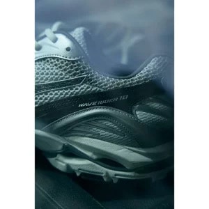 ミズノ MIZUNO WAVE RIDER 10 06:ホワイト×チャコール×シルバー 23.0cm～25.0㎝  D1GA261D06 4582767791347 レディース スニーカー スポーツスタイル  【送料無料 北海道/沖縄/離島を除く】 06:ホワイト×チャコール×シルバー 23.0cm