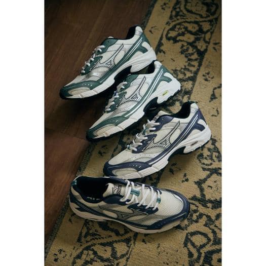 ミズノ MIZUNO MXR 26:グリーン×シルバー 23.0cm～25.0㎝ D1GA245126 4582767761241 レディース スニーカー スポーツスタイル  【送料無料 北海道/沖縄/離島を除く】 26:グリーン×シルバー 23.0cm