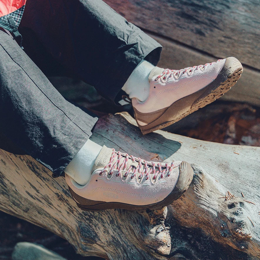 キ－ン ウィメンズ ジャスパー スニーカー KEEN JASPER WOMEN Cameo Rose/Safari 23.0cm～25.0cm 1032945 0199289140702 【送料無料 北海道/沖縄/離島を除く】 Cameo Rose/Safari 23.0cm