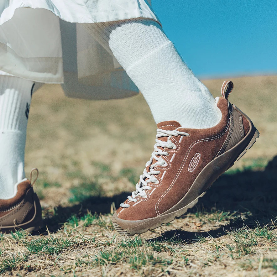 キ－ン ウィメンズ ジャスパー スニーカー KEEN JASPER WOMEN Dark Earth/Birch 23.0cm～25.0cm 1032947 0199289140962 【送料無料 北海道/沖縄/離島を除く】 Dark Earth/Birch 23.0cm