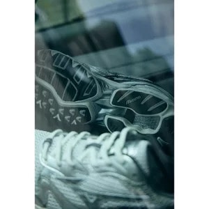 ミズノ MIZUNO WAVE RIDER 10 06:ホワイト×チャコール×シルバー 23.0cm～25.0㎝  D1GA261D06 4582767791347 レディース スニーカー スポーツスタイル  【送料無料 北海道/沖縄/離島を除く】 06:ホワイト×チャコール×シルバー 23.0cm