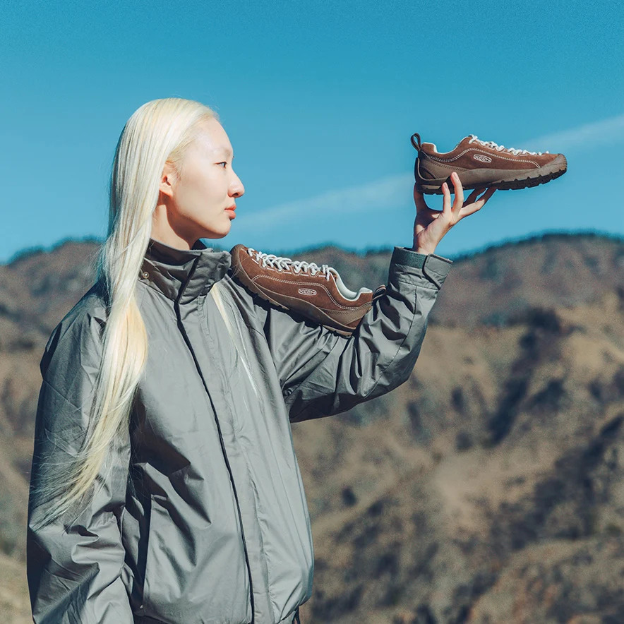 キ－ン ウィメンズ ジャスパー スニーカー KEEN JASPER WOMEN Dark Earth/Birch 23.0cm～25.0cm 1032947 0199289140962 【送料無料 北海道/沖縄/離島を除く】 Dark Earth/Birch 23.0cm