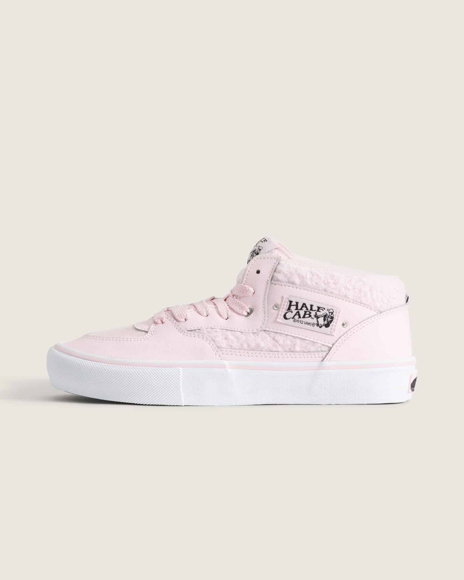 VANS SKATE HALF CAB PINK/WHITE VN0A5FCDY3K バンズ スケート ハーフキャブ 25.0cm スニーカー レディース シューズ スケボー スケートボード 0198266502922 【送料無料 北海道/沖縄/離島を除く】 PINK/WHITE 25.0cm