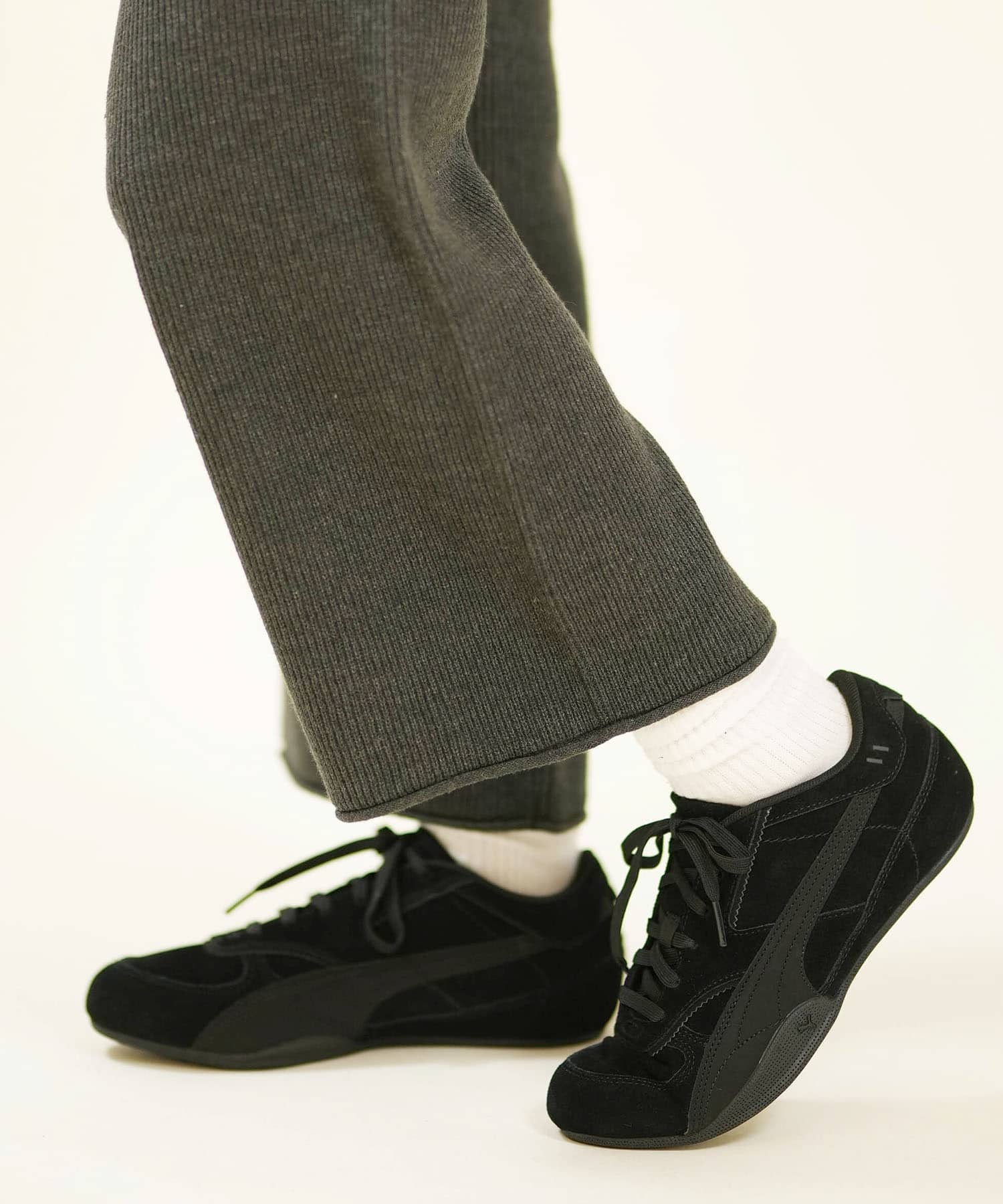 PUMA BELLA MINA SUEDE WNS プーマ ベラ ミナ スエード スニーカー puma black 25.0㎝ 407671_04 4070032775968 【送料無料 北海道/沖縄/離島を除く】 puma black 25.0㎝