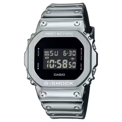 カシオ CASIO G-SHOCK GSHOCK ジーショック  FINE METALLIC SERIES DIGITAL 5600 SERIES GM-5600YM-8JF SILVER メタルベゼル タフシリコーンバンド スーパーイルミネーター 腕時計 国内正規品 【送料無料 北海道/沖縄/離島除く】