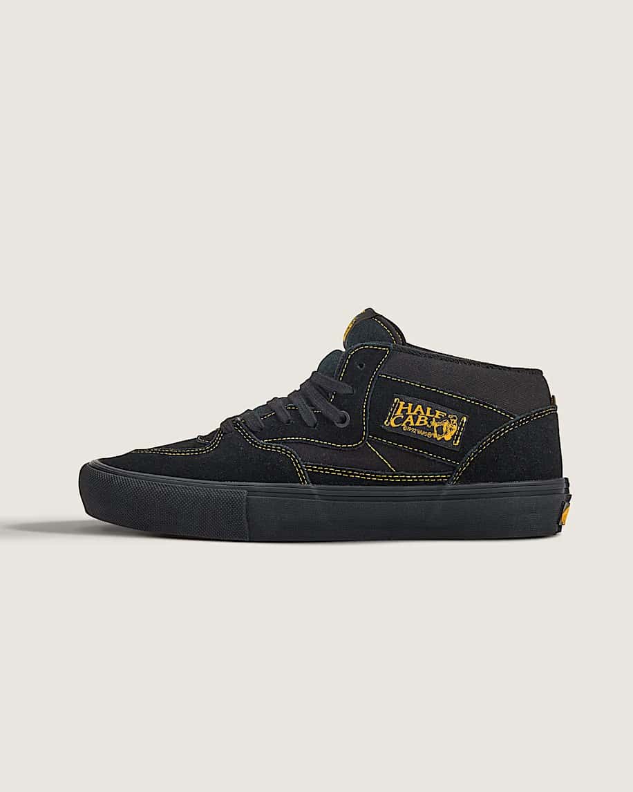 バンズ VANS SKATE HALF CAB BLACK/MUSTERD VN0A5FCDBLN スケート ハーフキャブ 26.0cm～28.0㎝ スニーカー メンズ シューズ 0198266502021 【送料無料 北海道/沖縄/離島を除く】