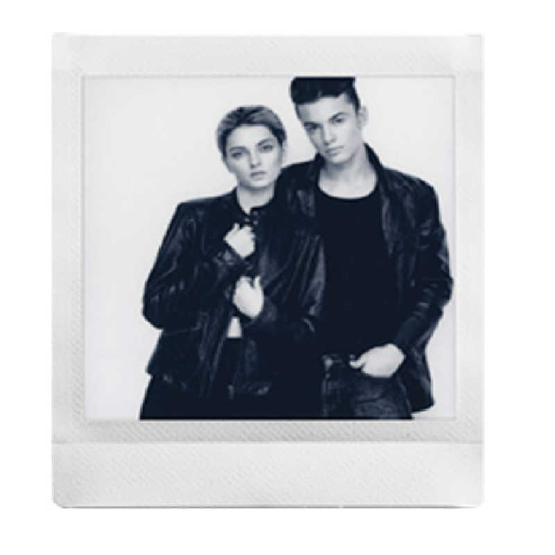 【★12時までのご注文で即日出荷！】富士フイルム FUJIFILM スクエアフォーマットフィルム instax SQUARE モノクロフレーム　10枚入 INSTAX SQUARE  WW 1