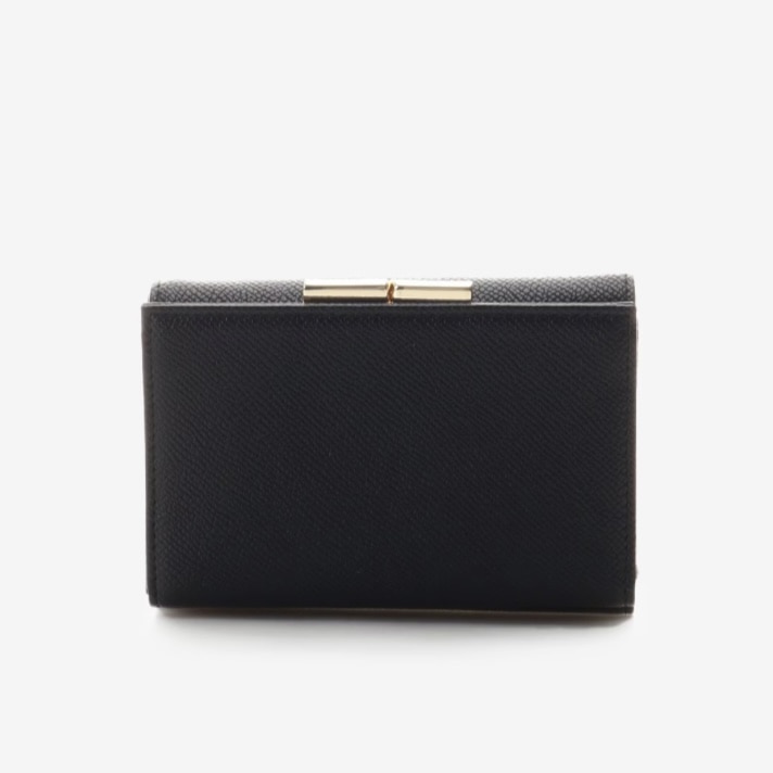 ハートビジュー付き折財布