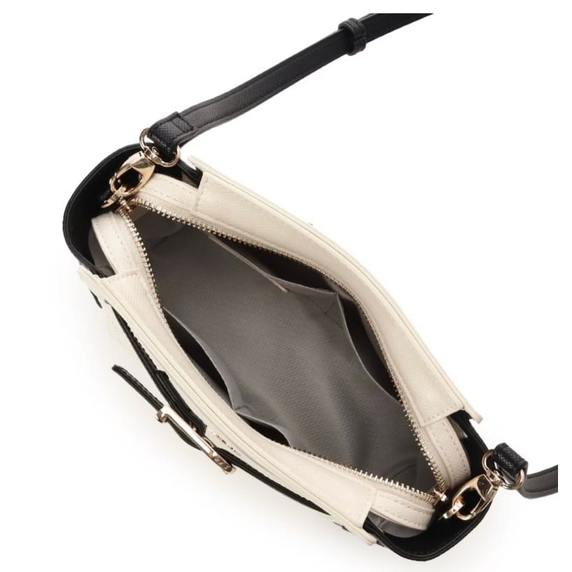 フロントバックルショルダーバッグ