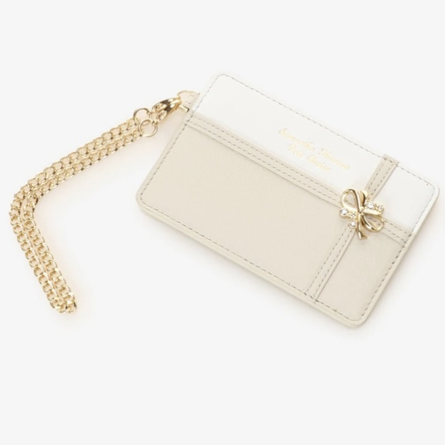 リボンラッピング　パスケース　ベージュ