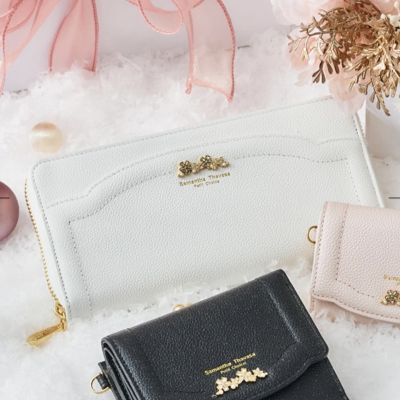 ラメフラワービジュー 長財布　ホワイト