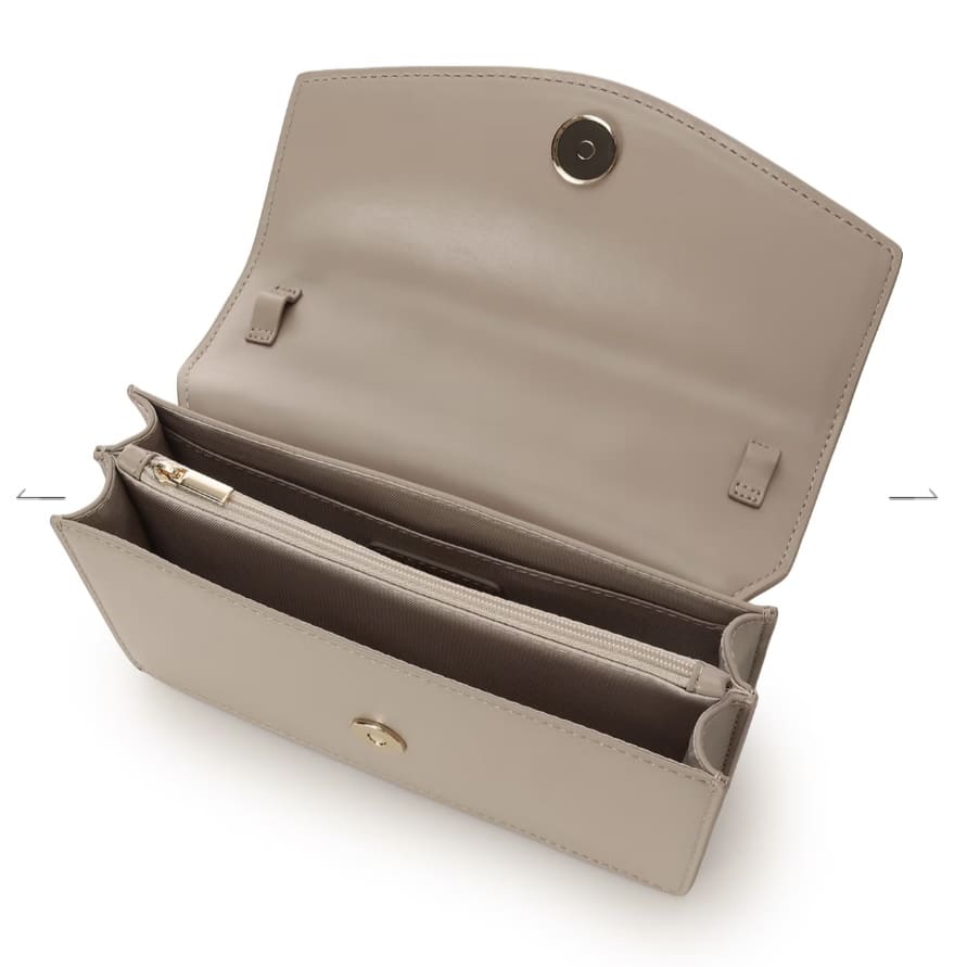 キルティングウォレットショルダー　グレージュ