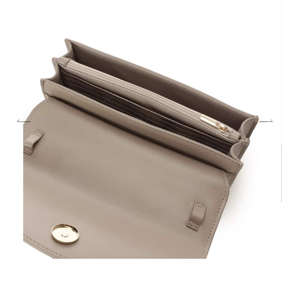 キルティングウォレットショルダー　グレージュ