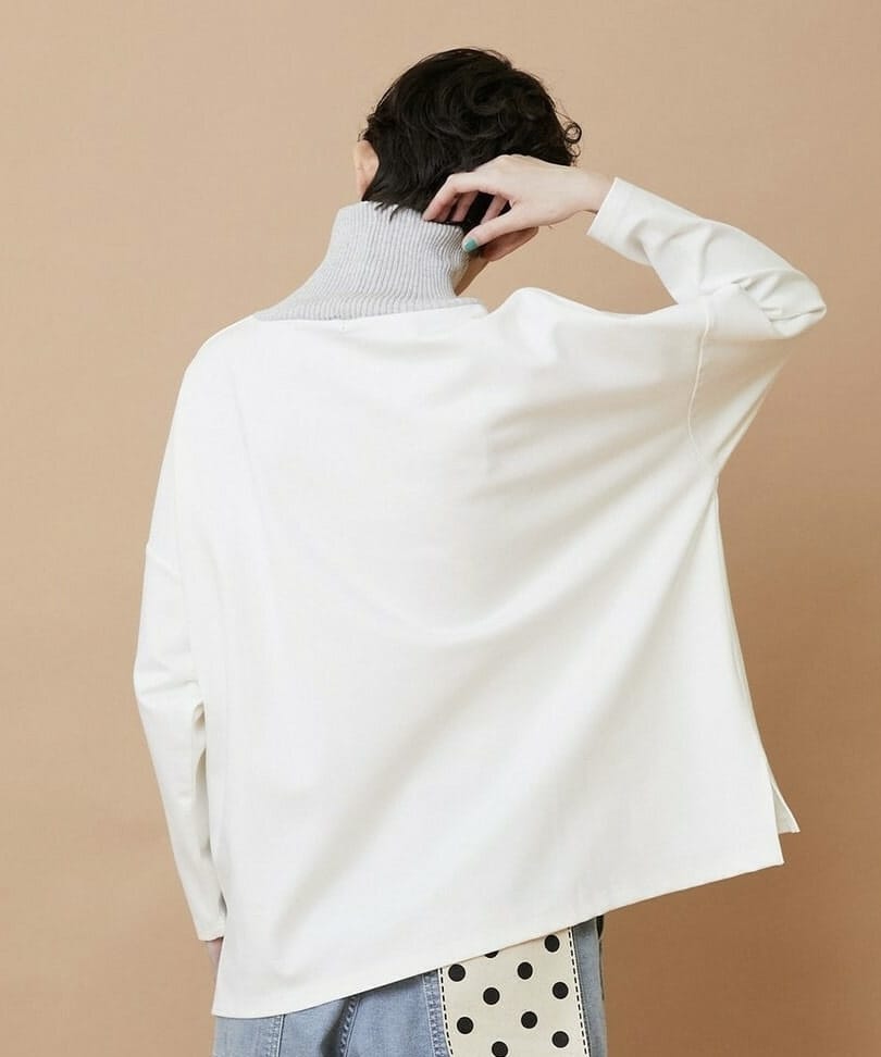 ロールネック アイボリー 1サイズ