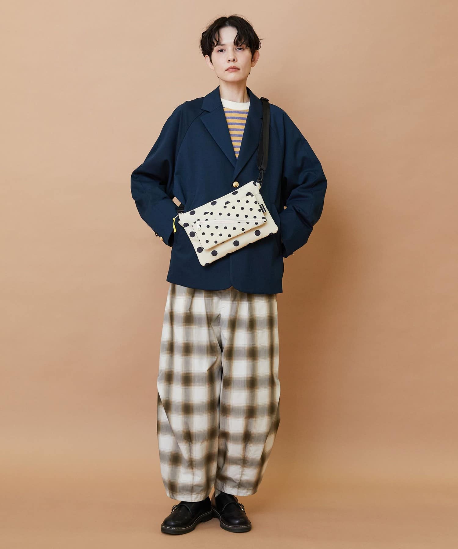 フラップサコッシュ② ベージュドット Fサイズ