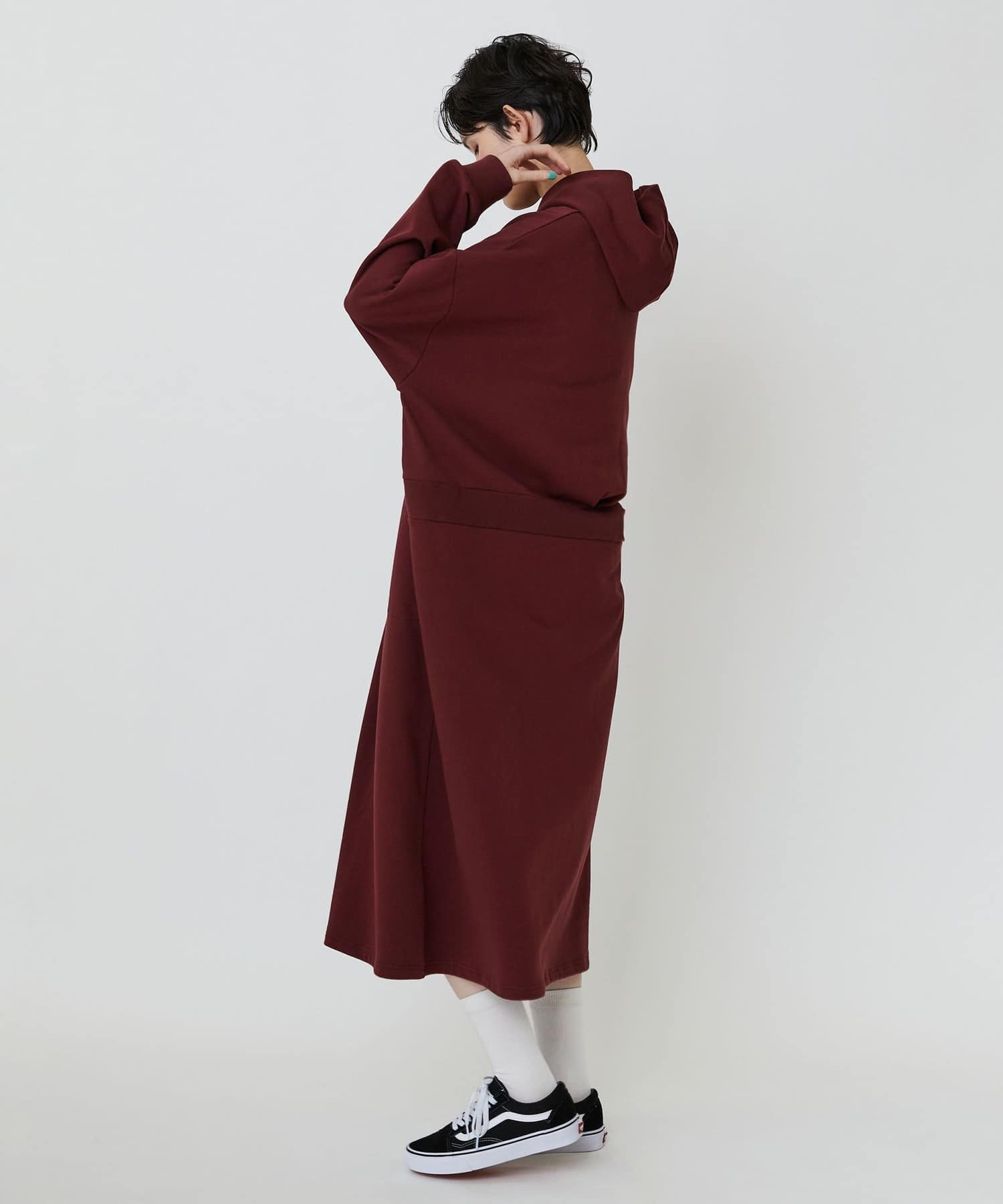 フーディーワンピ ワイン 1サイズ