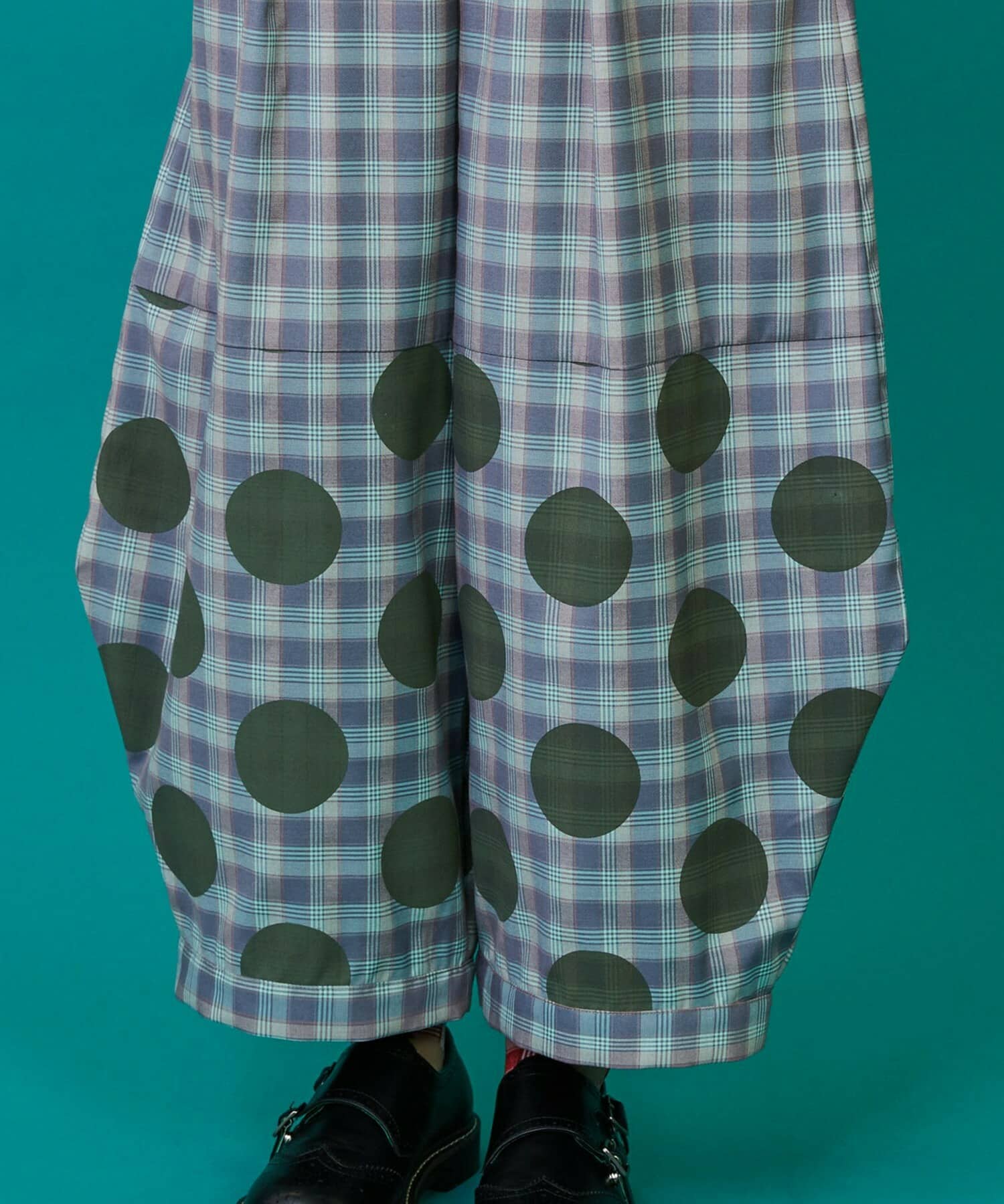 チェックオンドット（パンツ） ブルー系チェック 0サイズ