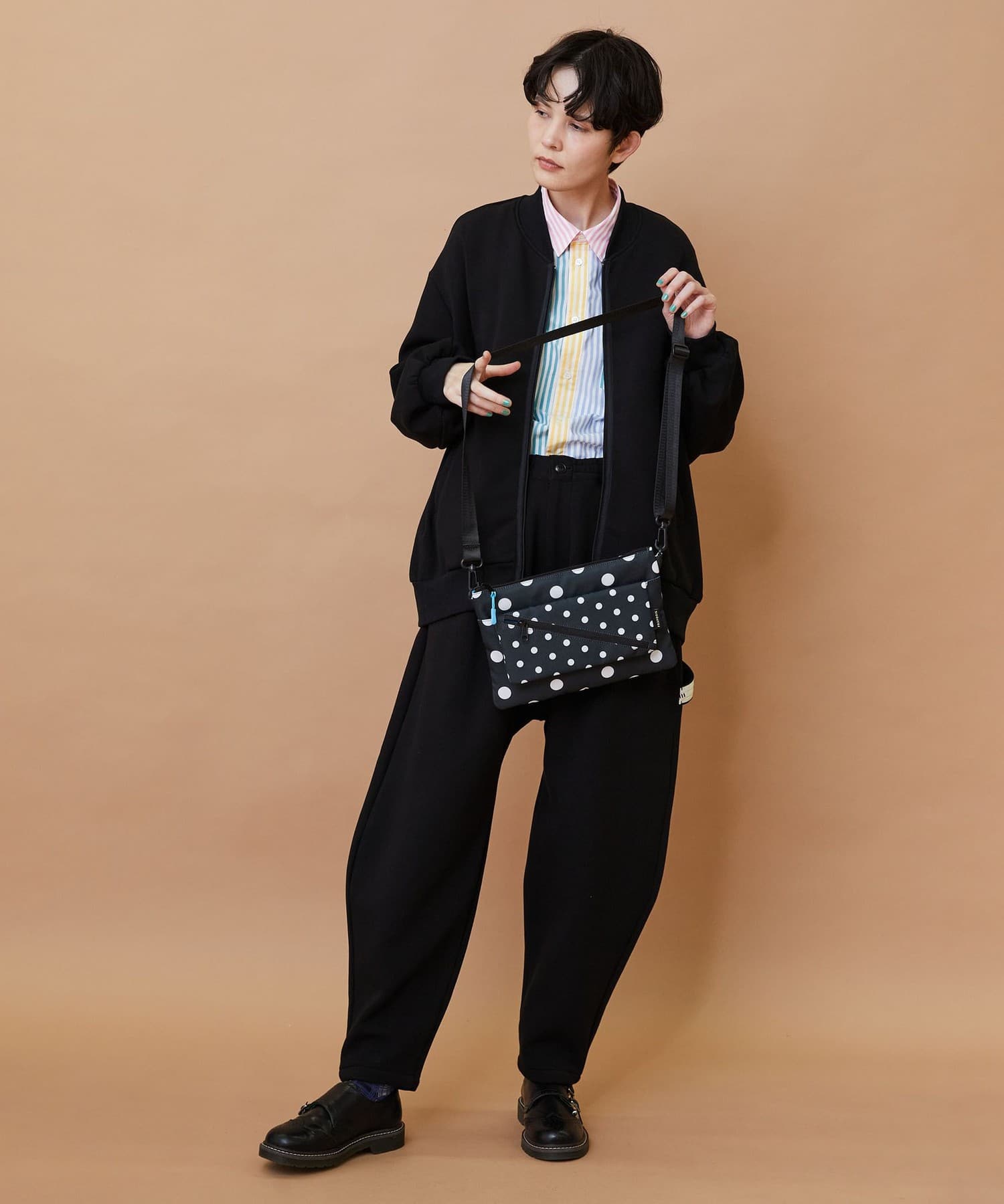 フラップサコッシュ② ベージュドット Fサイズ