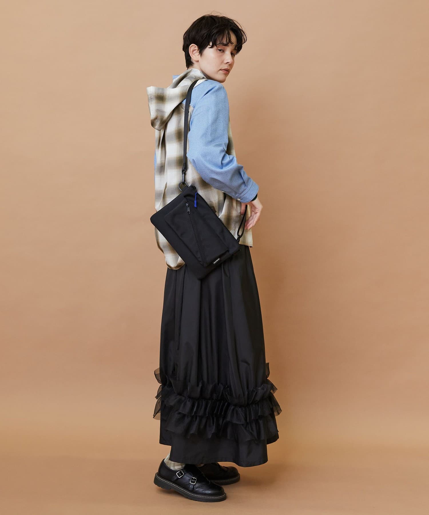 フラップサコッシュ② ベージュドット Fサイズ