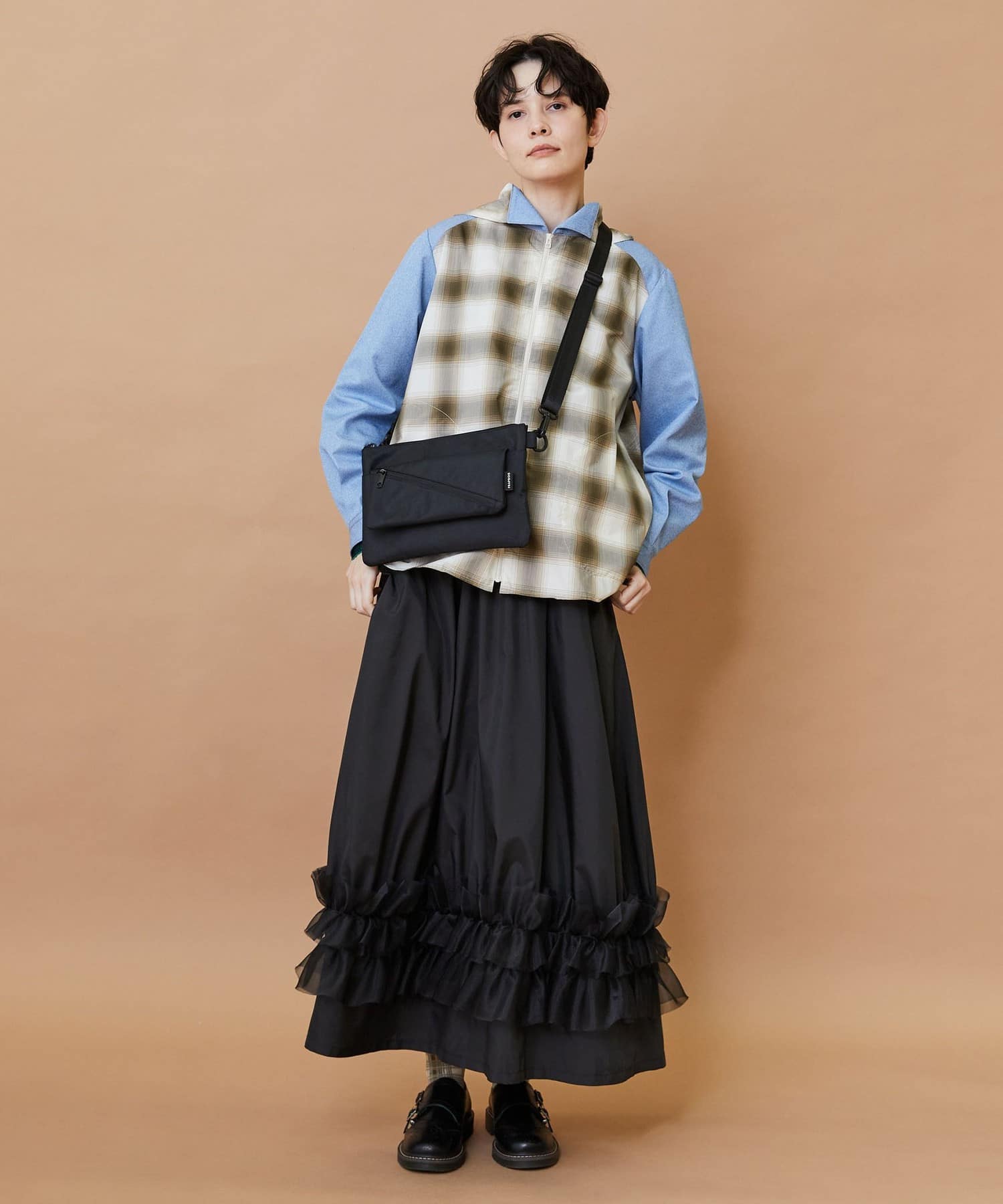 フラップサコッシュ② ベージュドット Fサイズ