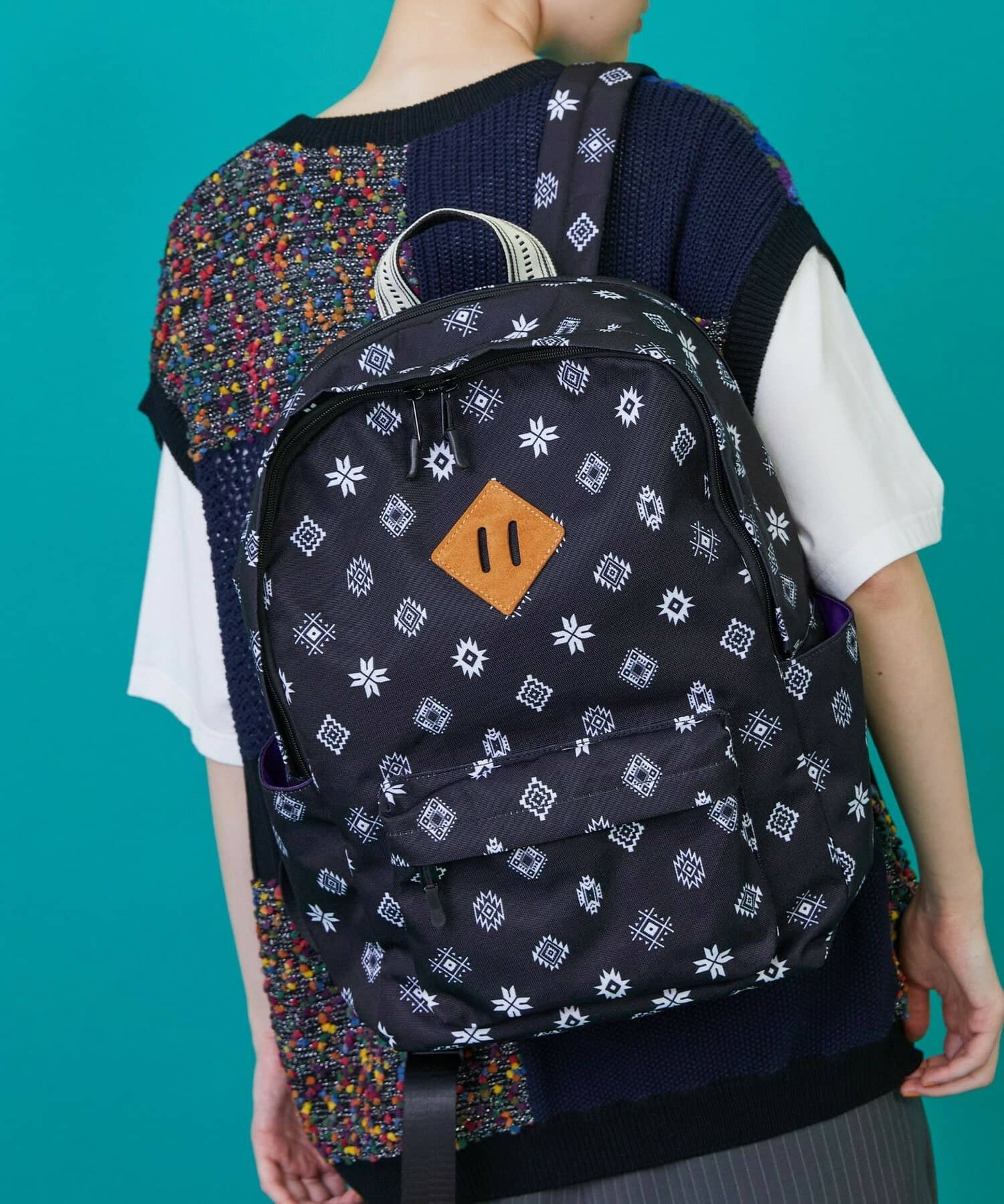 ネイティブリュック レッド Fサイズ