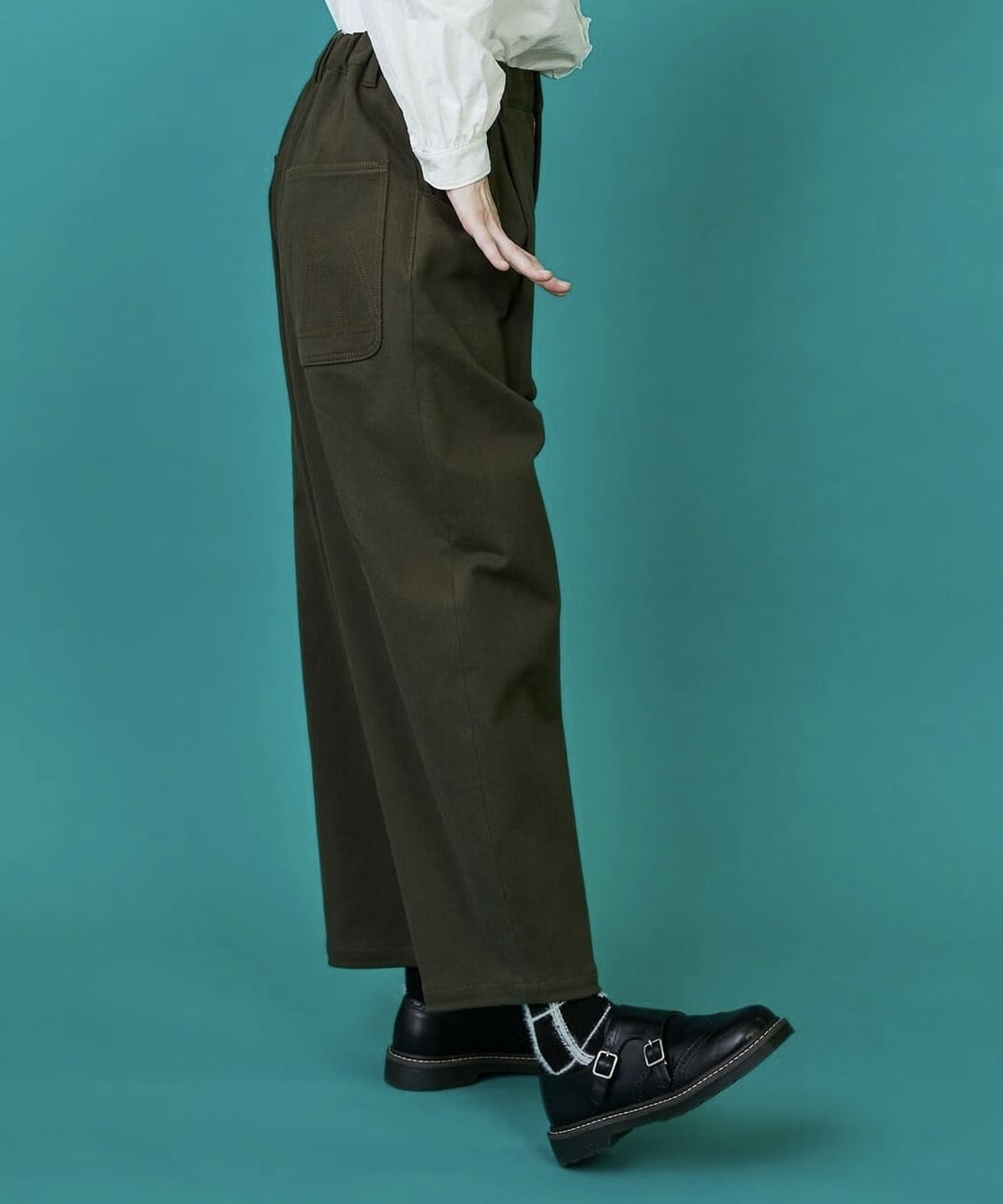 カーブツイル エクリュ 0サイズ