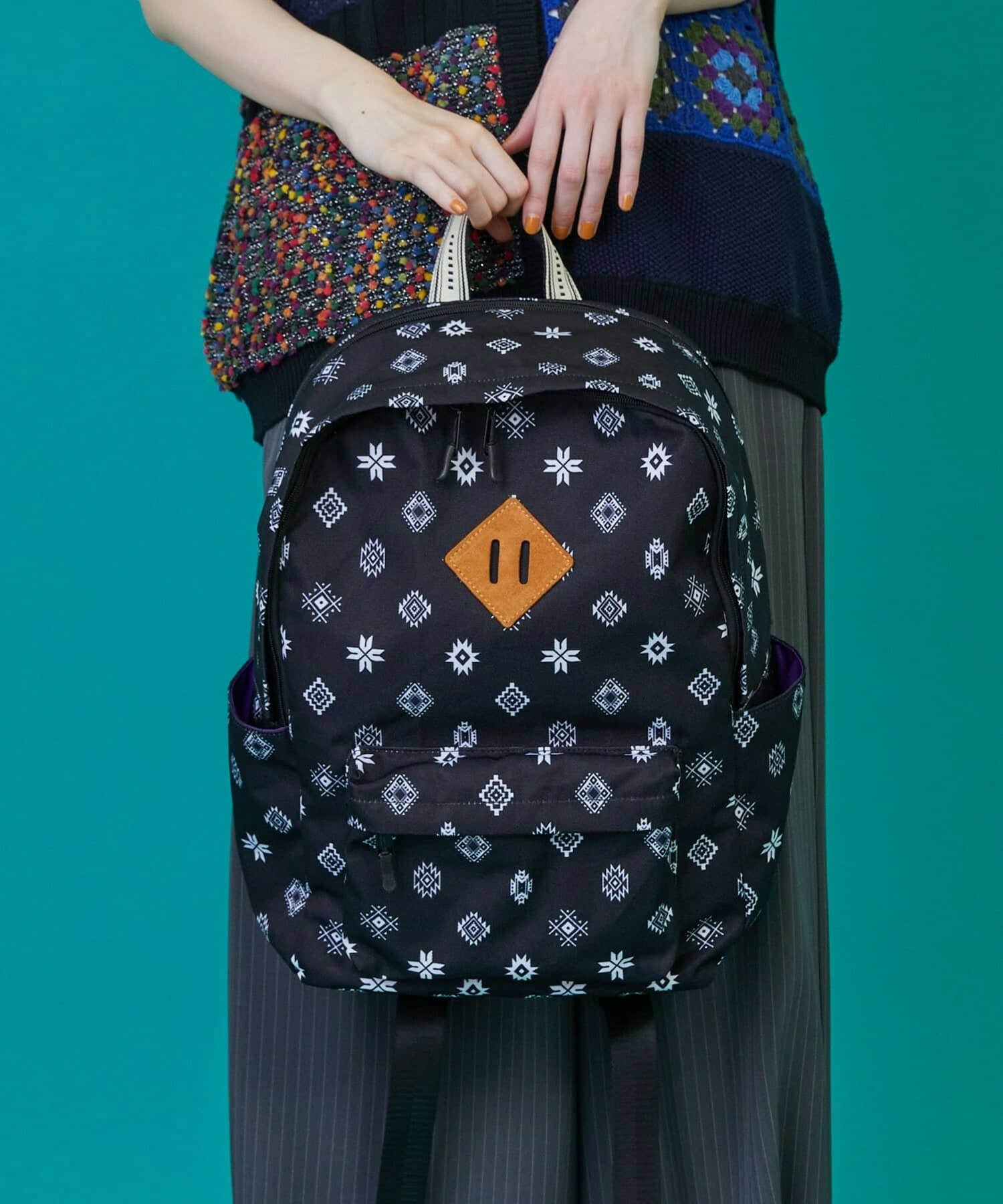 ネイティブリュック レッド Fサイズ